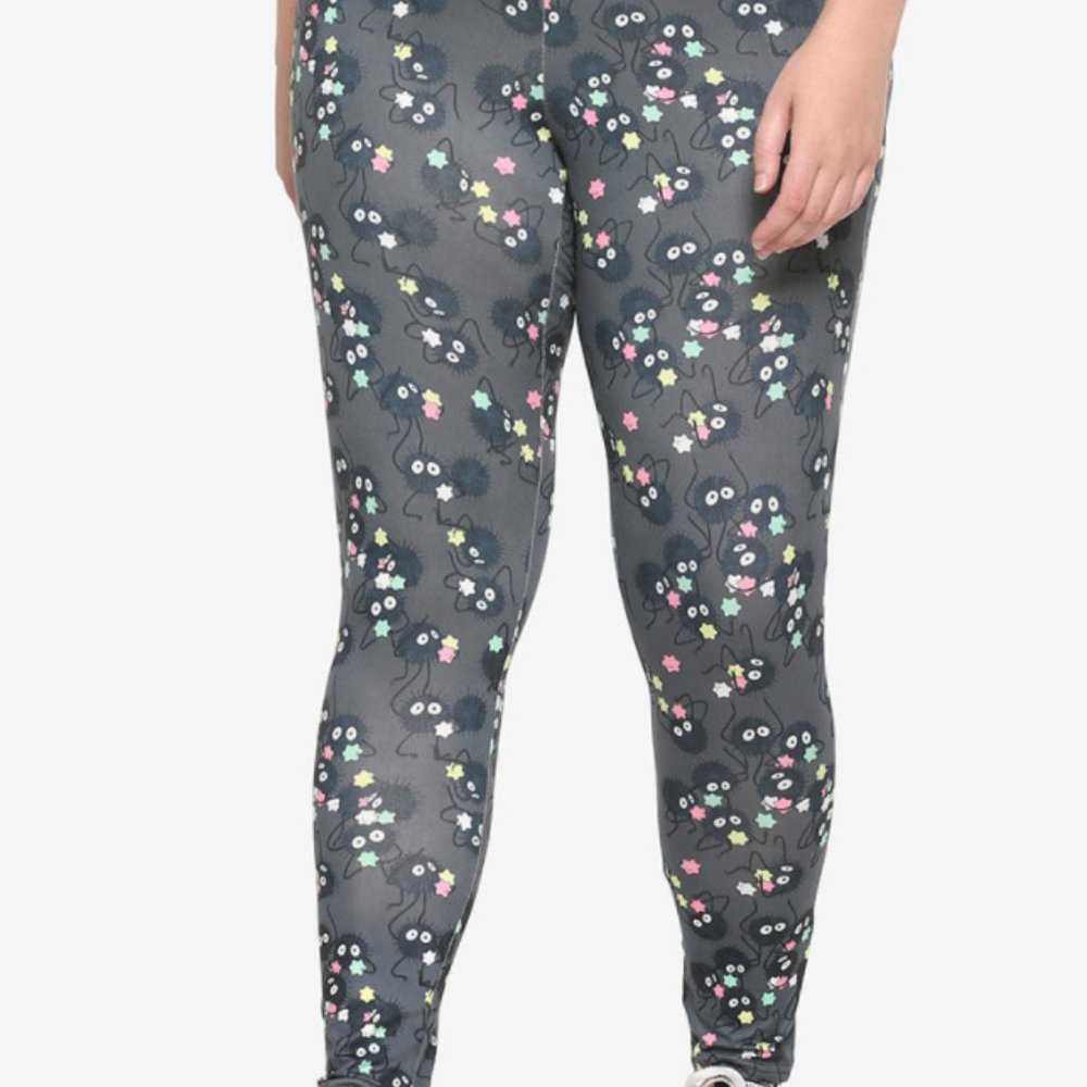 🍉Her Universe Spirited Away Susuwatari Leggings